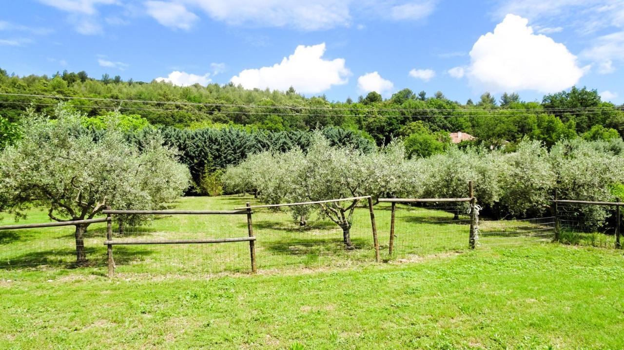 לינה וארוחת בוקר Saint-Julien-d'Asse La Bastide Des Roses מראה חיצוני תמונה